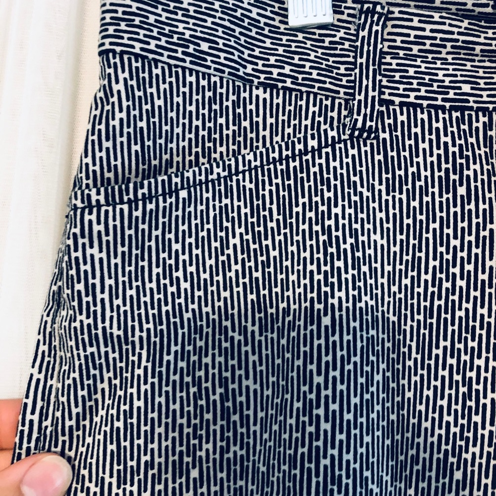 Cute gap capris! - Picture 5 of 6